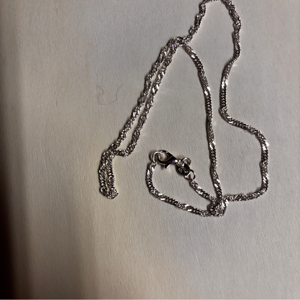 Elegant 16” 925 Sterling Silver Chain Necklace - Picture 6 of 6